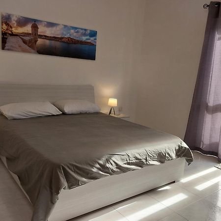 Nr41 Holiday Apartment - Close To Village Centre, Promenade, Shops & Restaurants Marsaxlokk Exterior photo